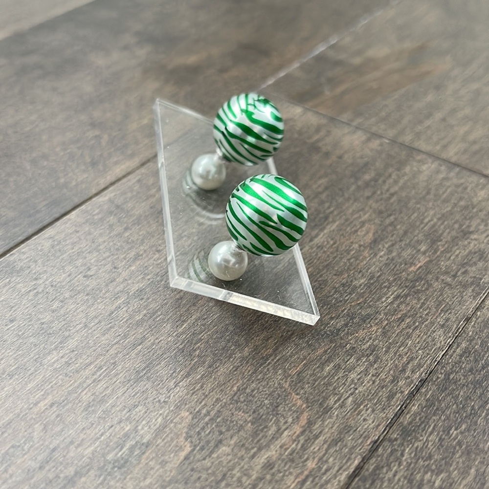 PARK AND BUZZ Double-Back Stud Earrings, Green White Animal Stripe, Jewellery